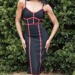 BCBMAXAZRIA Contrast-Trim Body-Con Dress