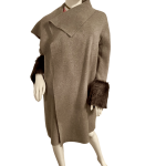 Club Monaco
Fur trim jacket coat